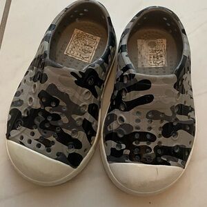 Native Jefferson Slip-on Camo grey black shoes baby toddler water casual shoes